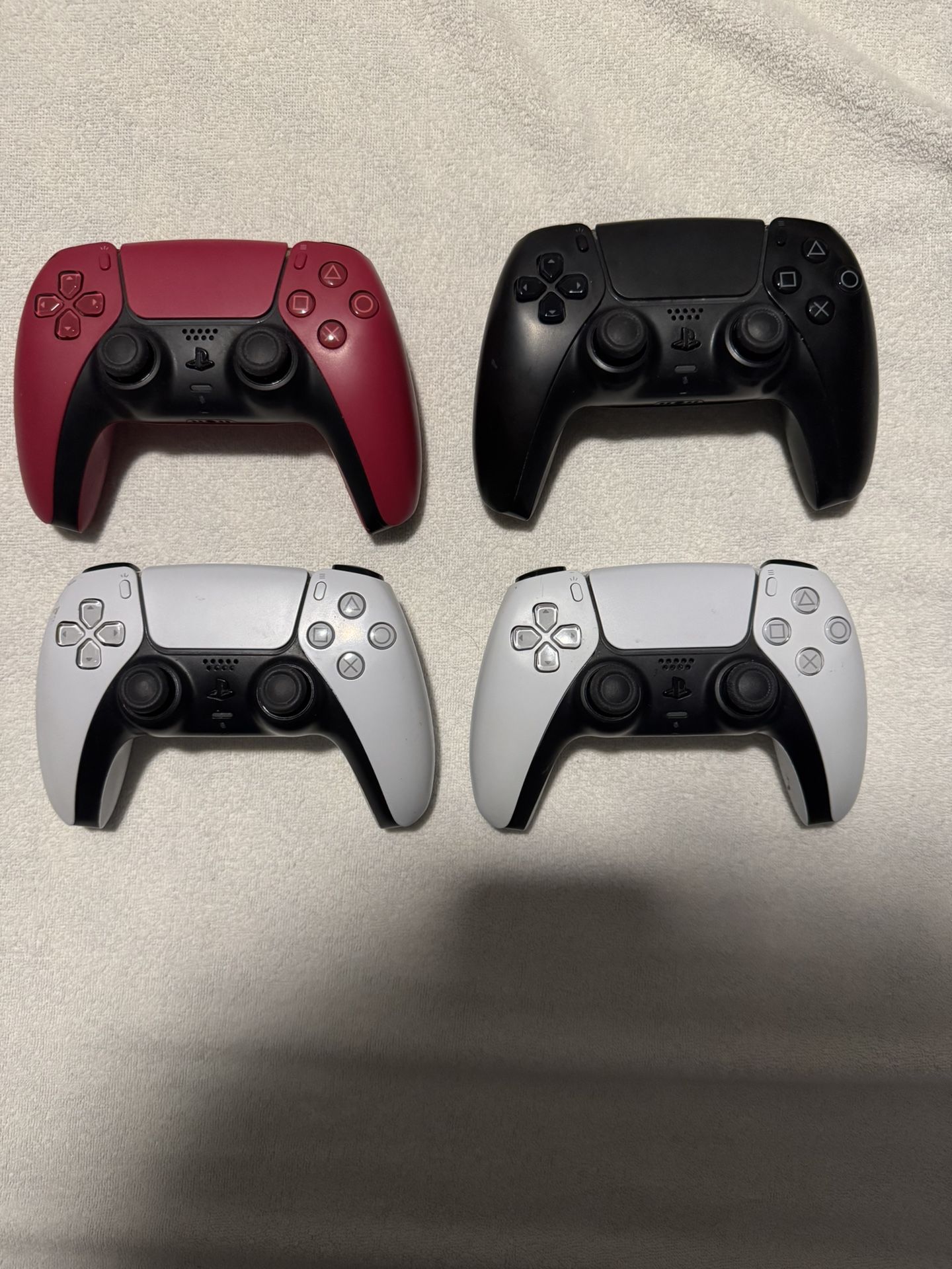 USED PS5 CONTROLLER BUNDLE