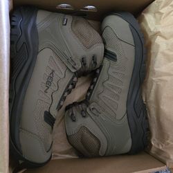 **Brand New** Keen Utility Boots Size 12