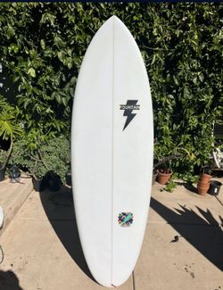5”10 Surfboard 
