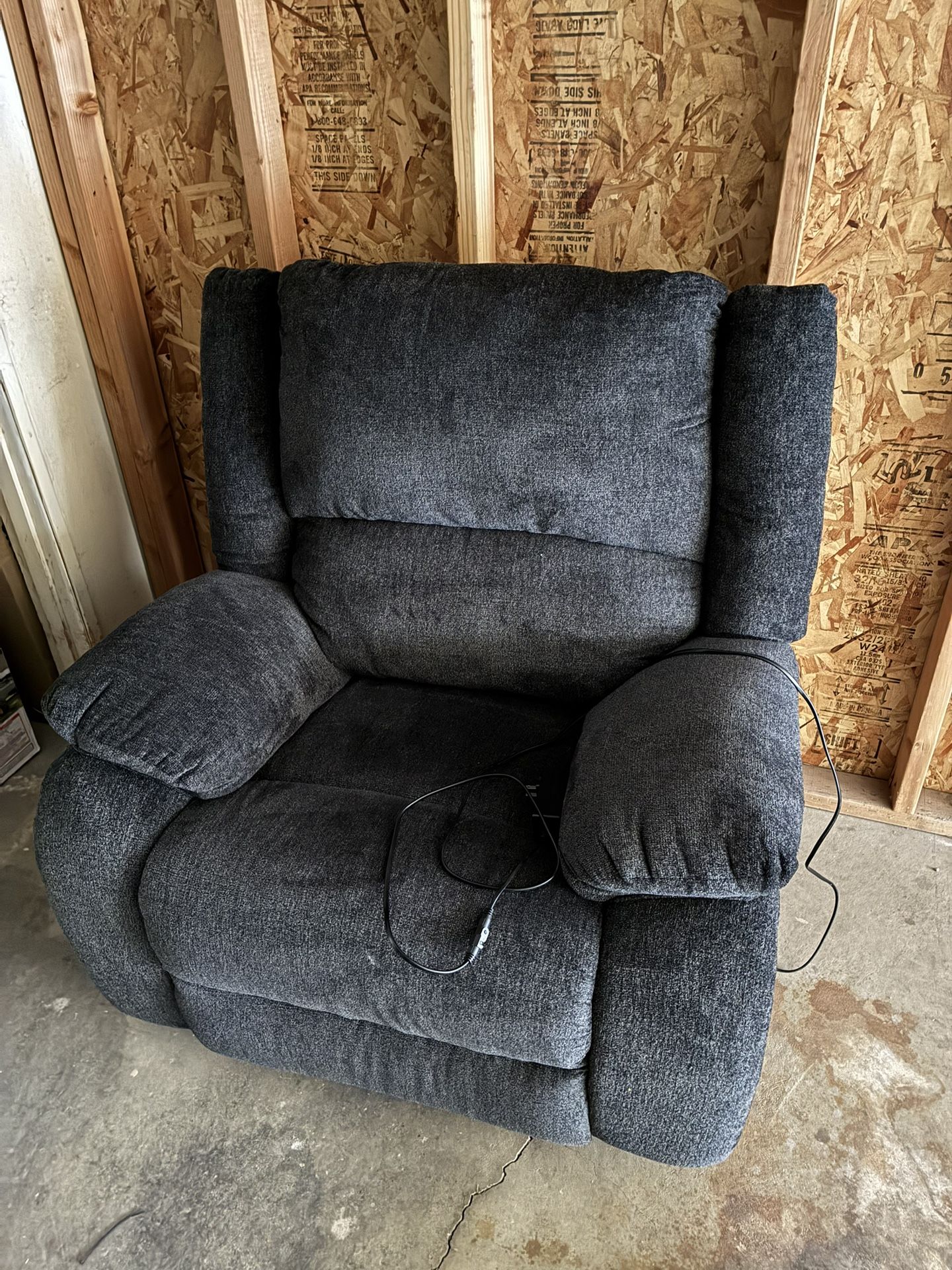 Recliner Sofa 
