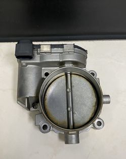 2008 Mercedes S550 Throttle Body