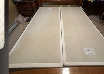 Tempurpedic King Boxspring Set