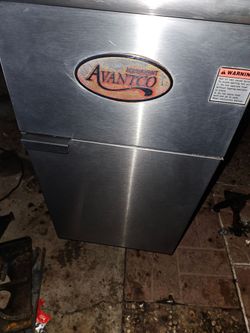 Avantco Fryer