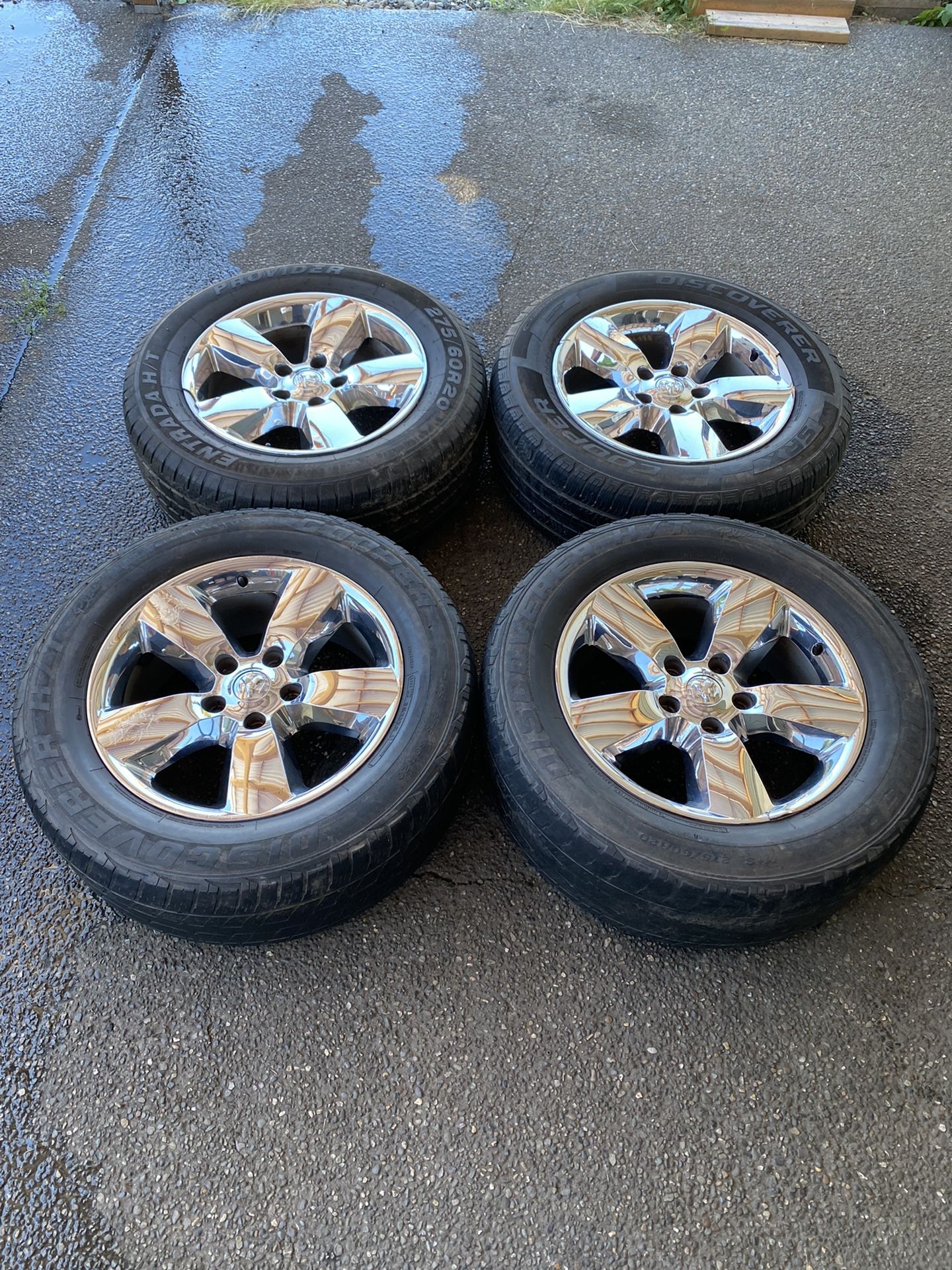20” Dodge Wheels 5x5.5 *Tires Trash*