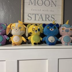 Krew district plushies