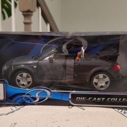 Maisto 1/18 Special Limited Edition Audi TT Roadster 
