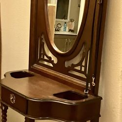 Beautiful Wood Coat Hanger