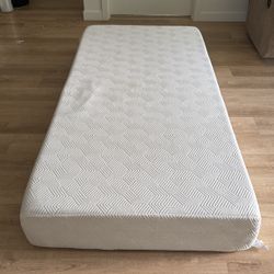 2 Free Lucid Twin Mattress 