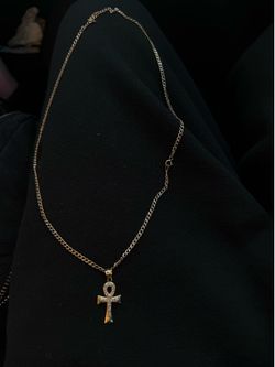 10k ankh necklace