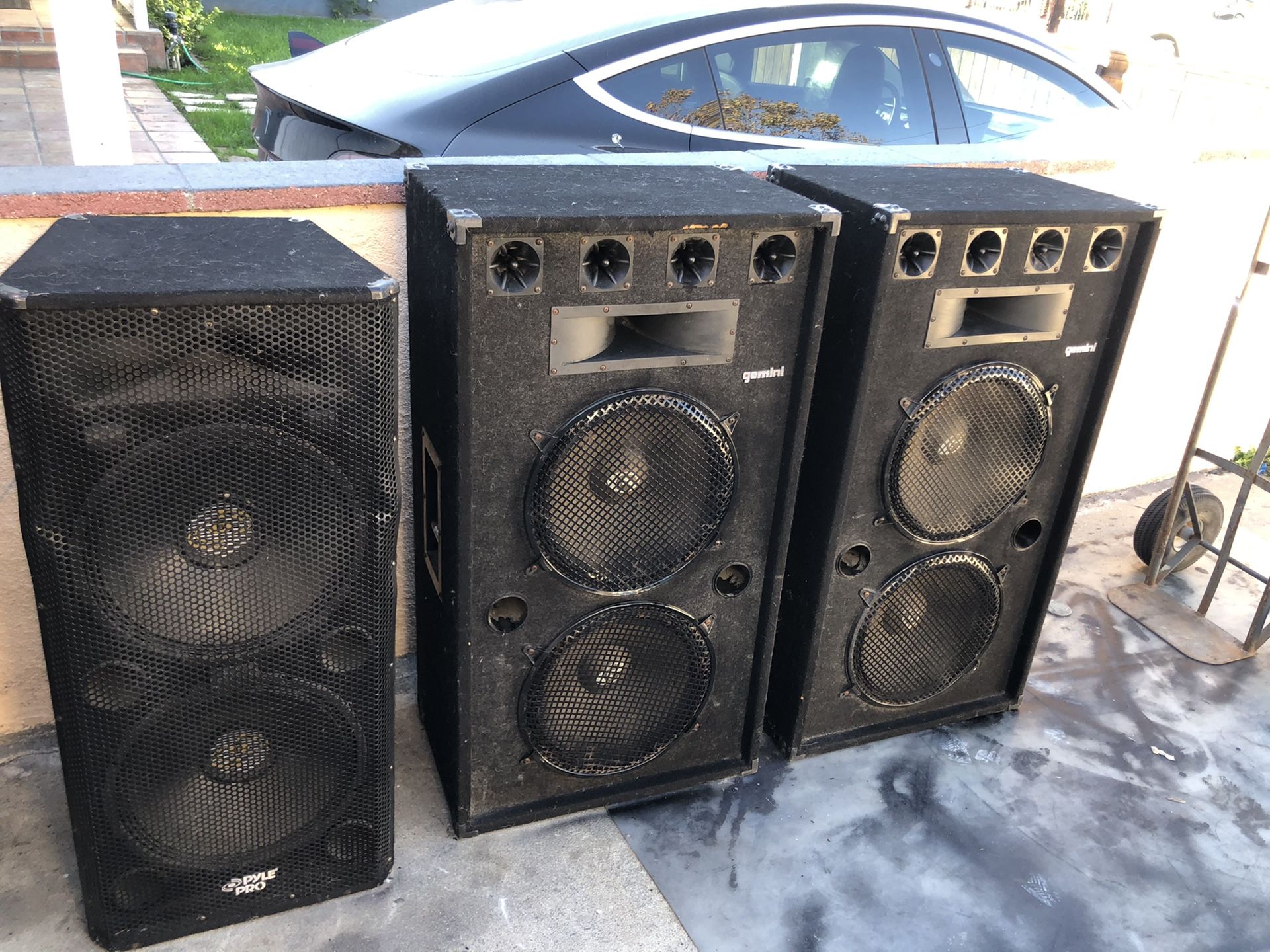 Concert 🎵 or DJ concert speakers 50$ right now