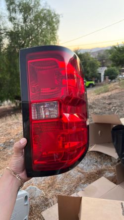 2013-16 brake lights  good condition