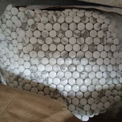 Endura Calacatta Glass Mosaic - Penny Rounds 11 Pack 