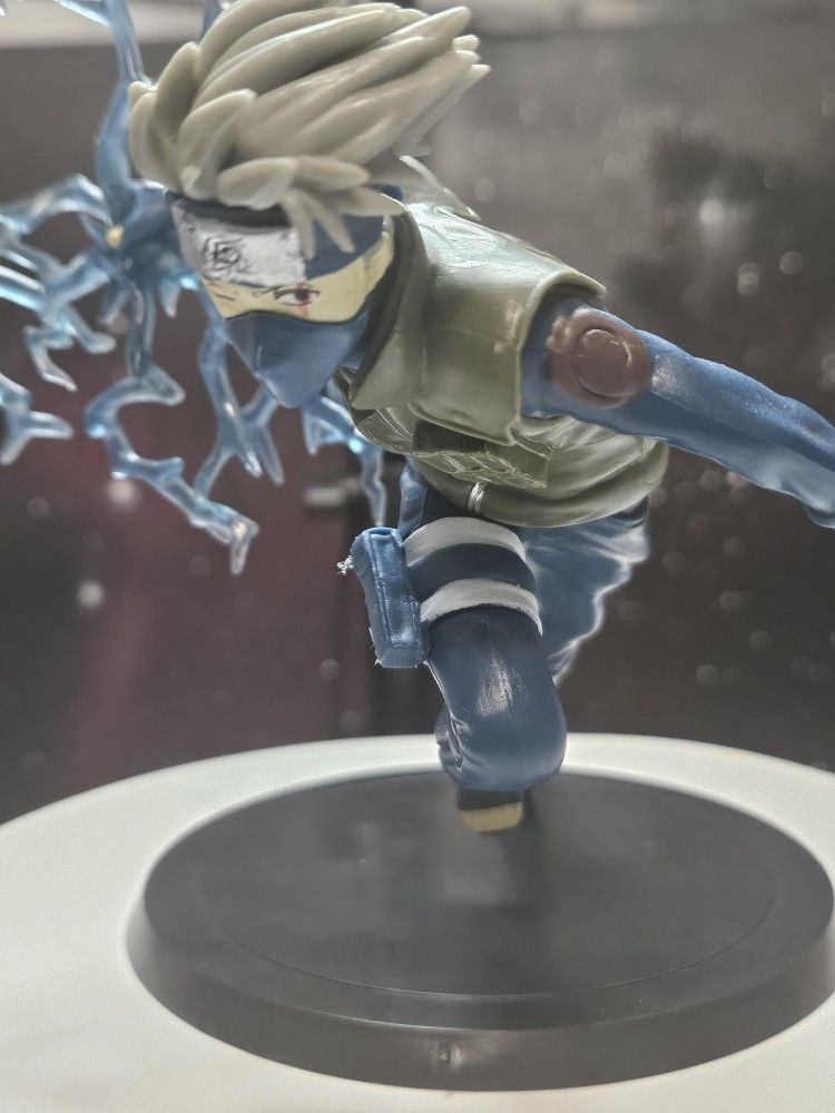 Hatake Kakashi w/ Chidori Lightning