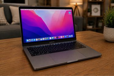 MacBook Pro 13” Space Gray Touch ID | ✨ Touch Bar 💻 Intel i5⚡8GB RAM/256GB SSD✅ 1-Year Warranty+$0 Down Financing✅ Logic & Final Cut
