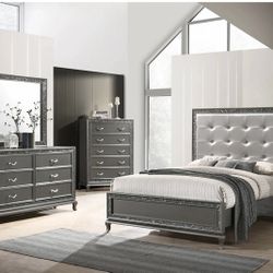 Queen Bed Nightstand Dresser  With Mirrors