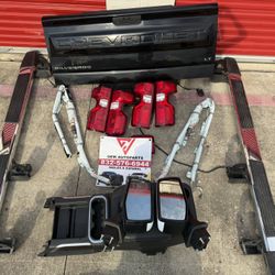 2019 2021 2023 Chevrolet Chevy Silverado bed rear tailgate with reverse camera and side door mirrors