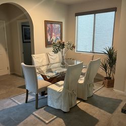 4 Elegant Dining Room Chair Covers