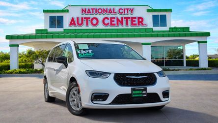 2024 Chrysler Pacifica