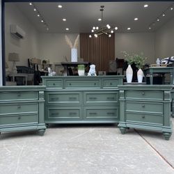 Green SOLID WOOD Dresser 