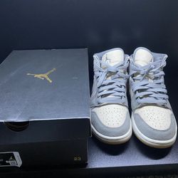 Jordan 1 Mid SE Coconut Milk