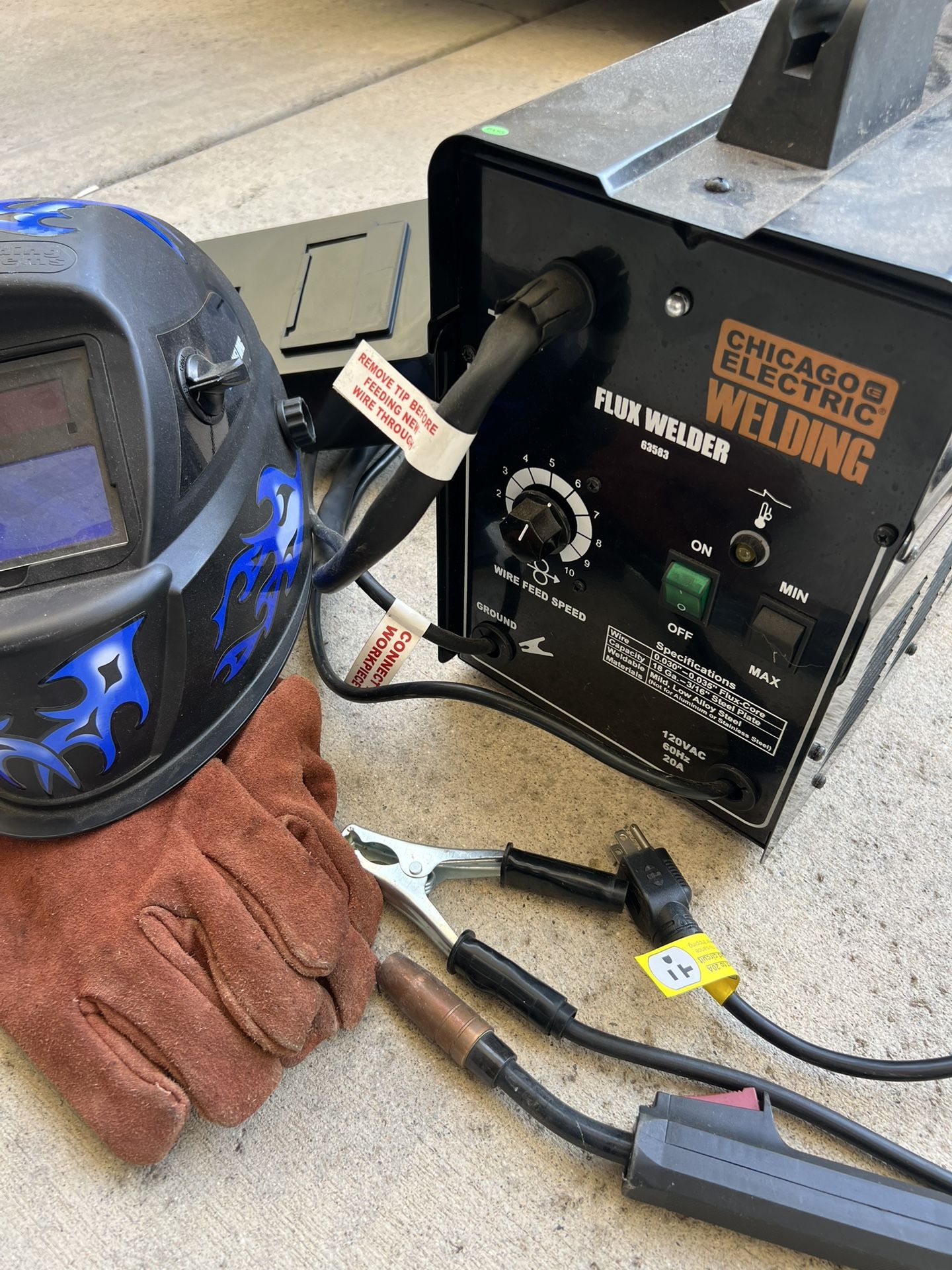 Chicago Electric Welder + Pipes