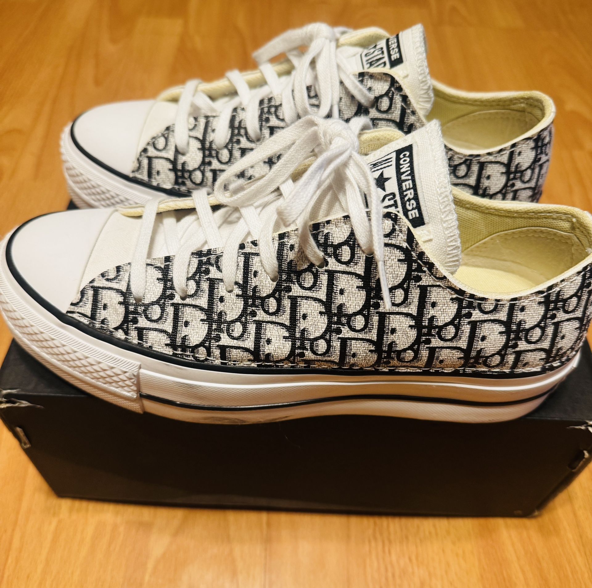 Converse Dior