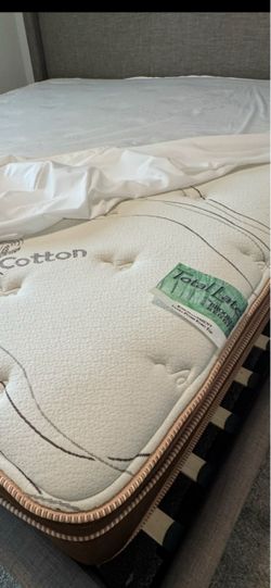 King size mattress Brooklyn bedding immaculate