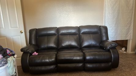 New pleather couch,ELECTRIC