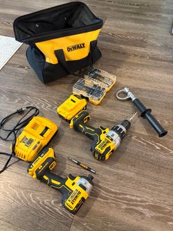 DeWalt 20V Drill & Impact Driver Combo Kit