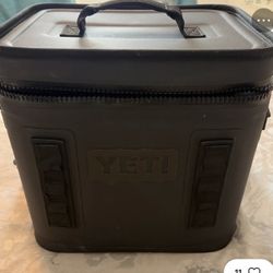 Yeti Hopper 12