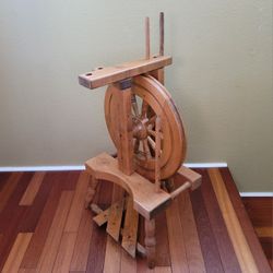 Clemes & Clemes Pinole Calif Traditional Spinning Wheel in Walnut