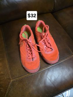 Zumba fitness orange shoes ladies 7.5
$32
Harlingen 