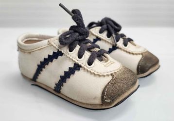 Vintage Baby Deer Infant Shoes Made in USA – 1950s/60s Mid Century