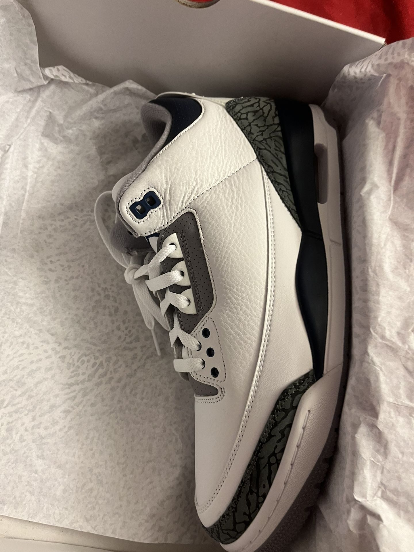Jordan Retro 3 Midnight Navy Size 11.5