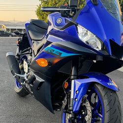 2023 Yamaha R3