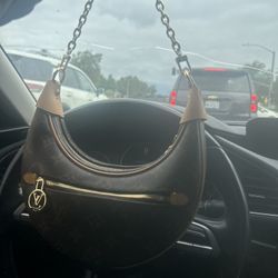 Louis Vuitton Loop Bag 