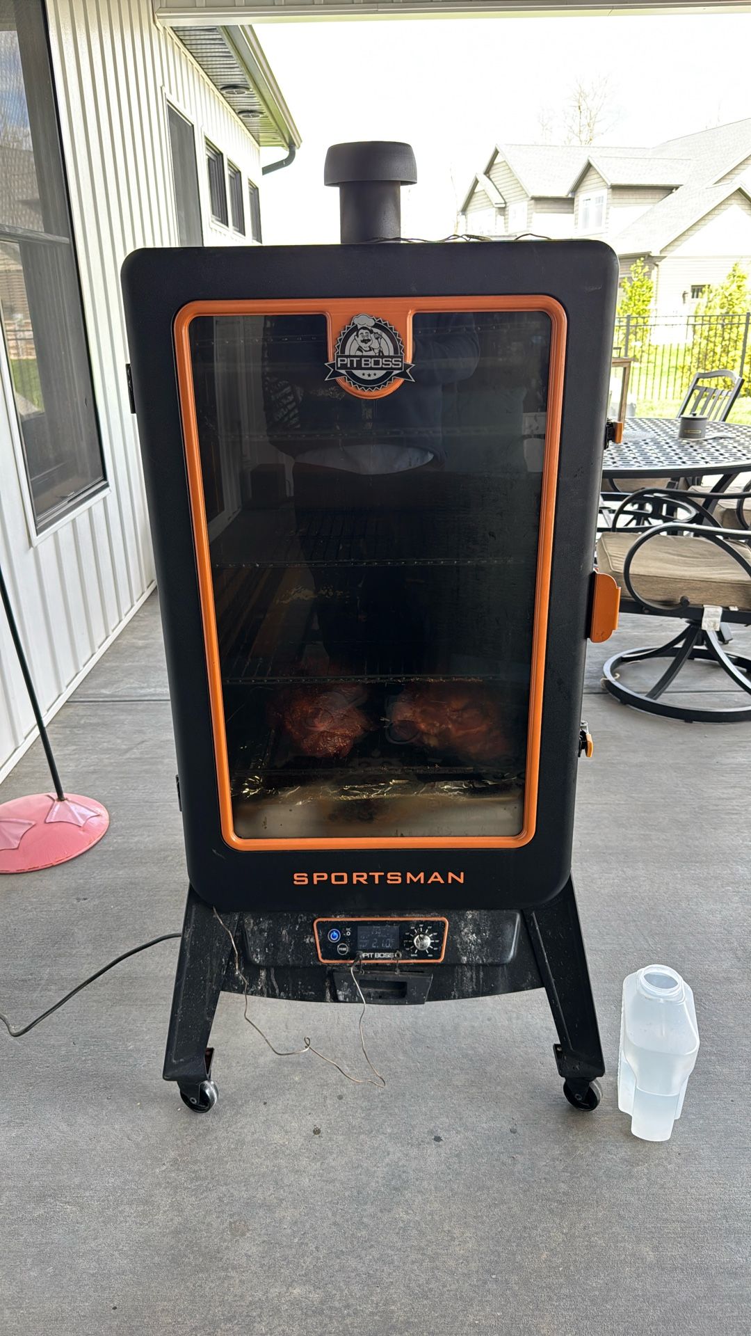PIT BOSS SPORTSMAN SMOKER