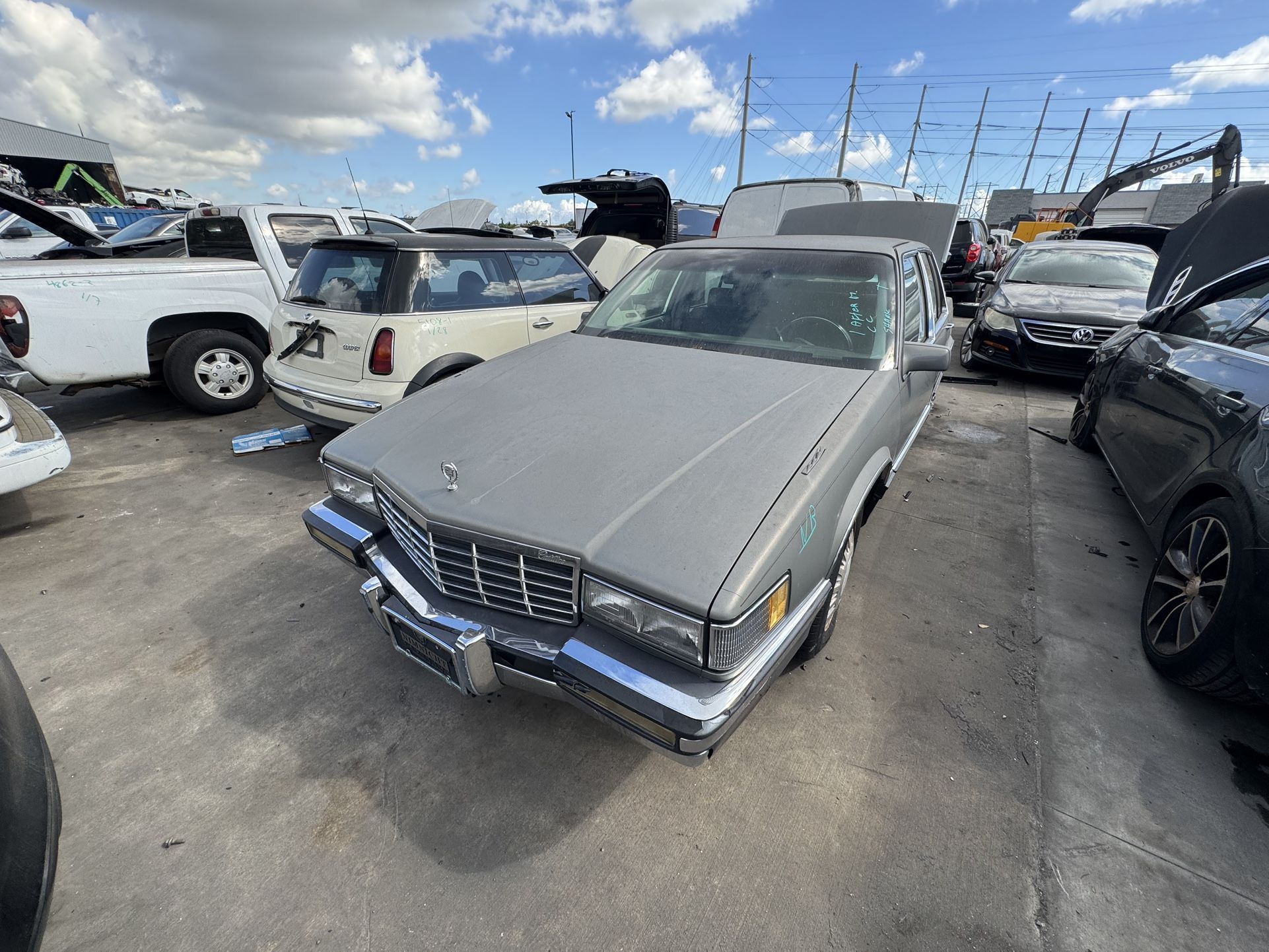 1993 Cadillac Deville FOR PARTS ONLY 