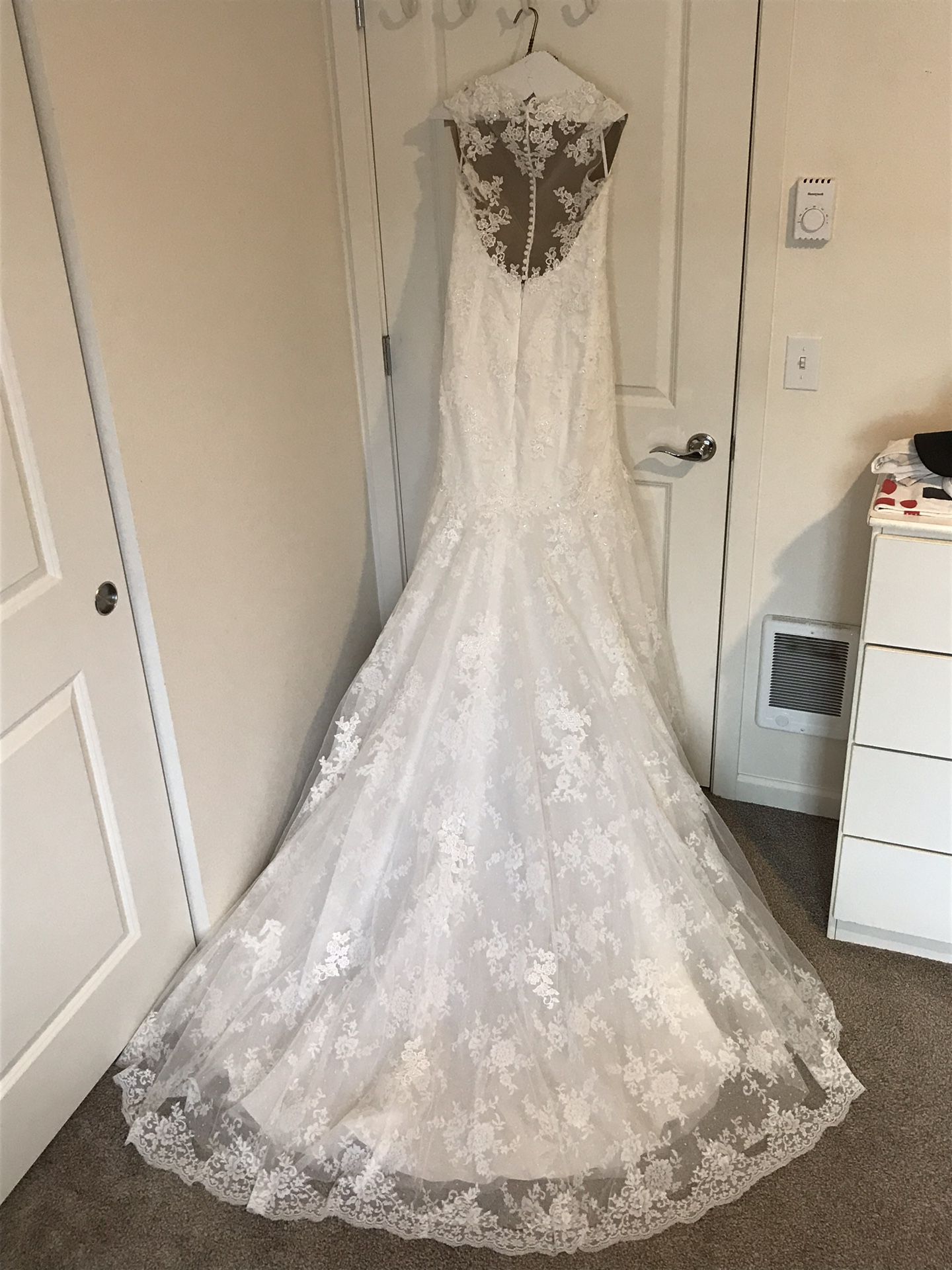 Lace Mermaid Wedding Dress