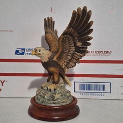 Vintage Bald Eagle Statue W Wood Base By Andrea 8" Japan