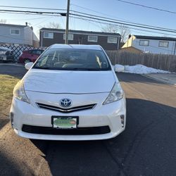 2012 Toyota Prius V