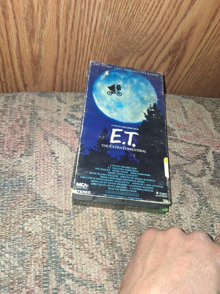 ET