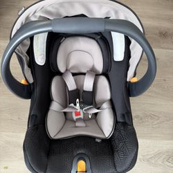 Chicco Infant Car-seat