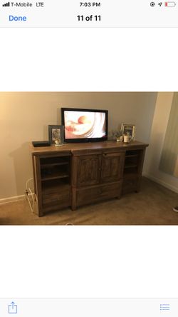 Entertainment center