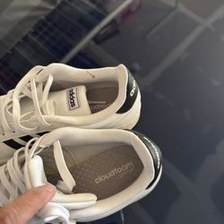 Size 7 Adidas 