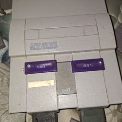 ANTIQUE SUPER NINTENDO