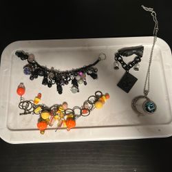 Assorted Jewelery