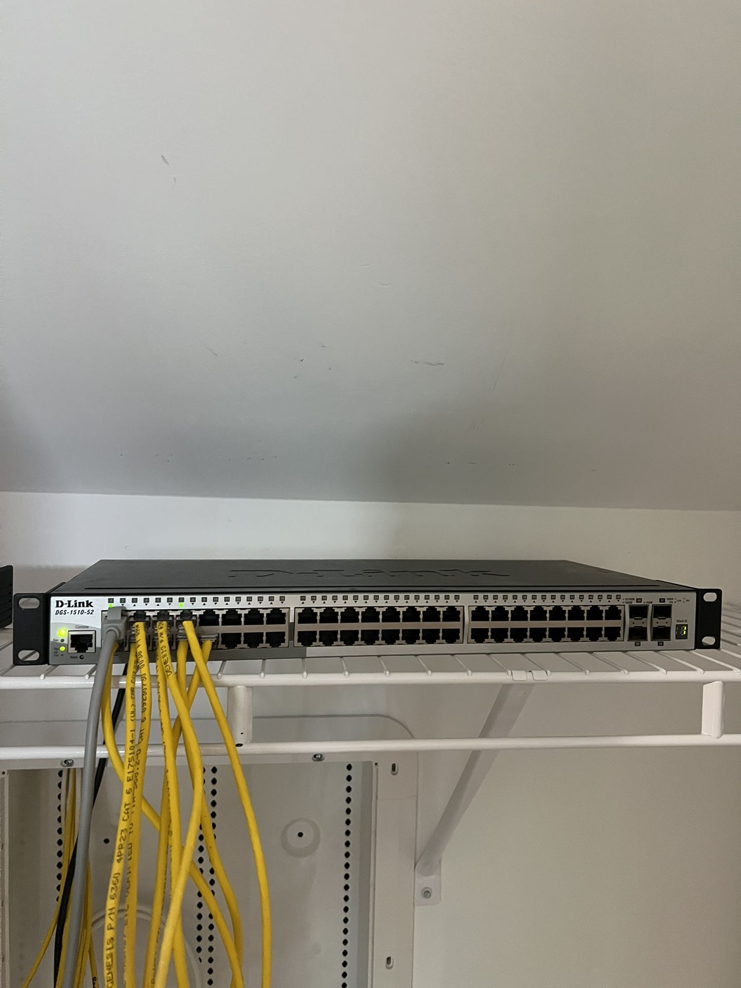 DLINK DGS-1510-52 Switch