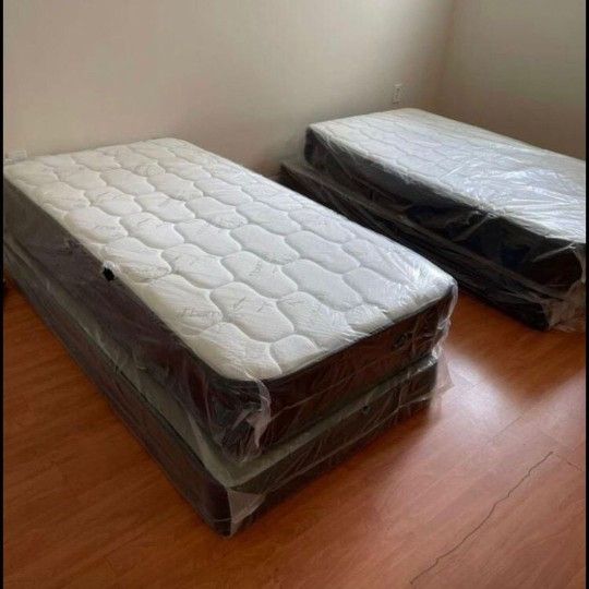 Twin size Firm Orthopedic + box spring Gift , Totally New