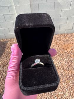 GRA Certified 1CT Moissanite Ring – Adjustable | Brand New